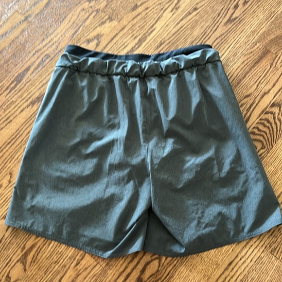 REI Women's Hiking Gray Active Quick Dry Shorts Pockets Liner Running Outdoor - Picture 2 of 10